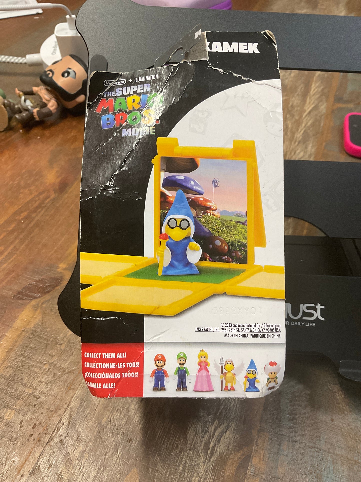 Kamek super Mario bros. Toy figure